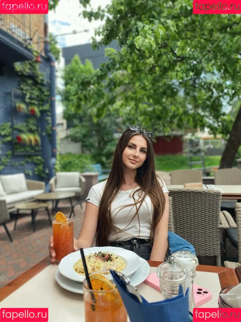 love_evelin Onlyfans Photo Gallery 