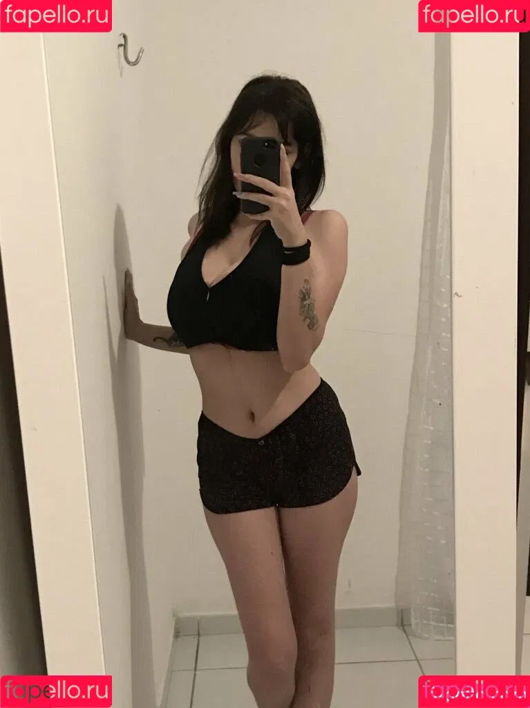 K4lu Onlyfans Photo Gallery 