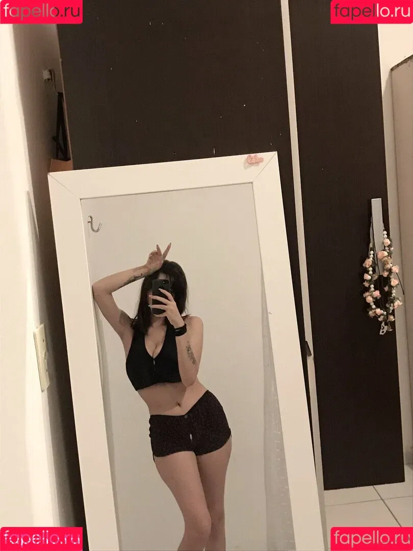 K4lu Onlyfans Photo Gallery 