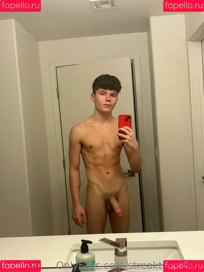 streakthesnake Onlyfans Photo Gallery 