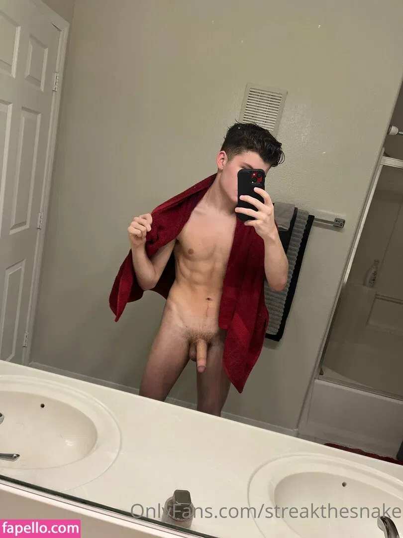 streakthesnake Onlyfans Photo Gallery 