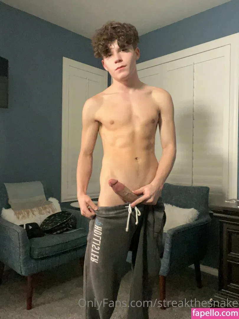 streakthesnake Onlyfans Photo Gallery 