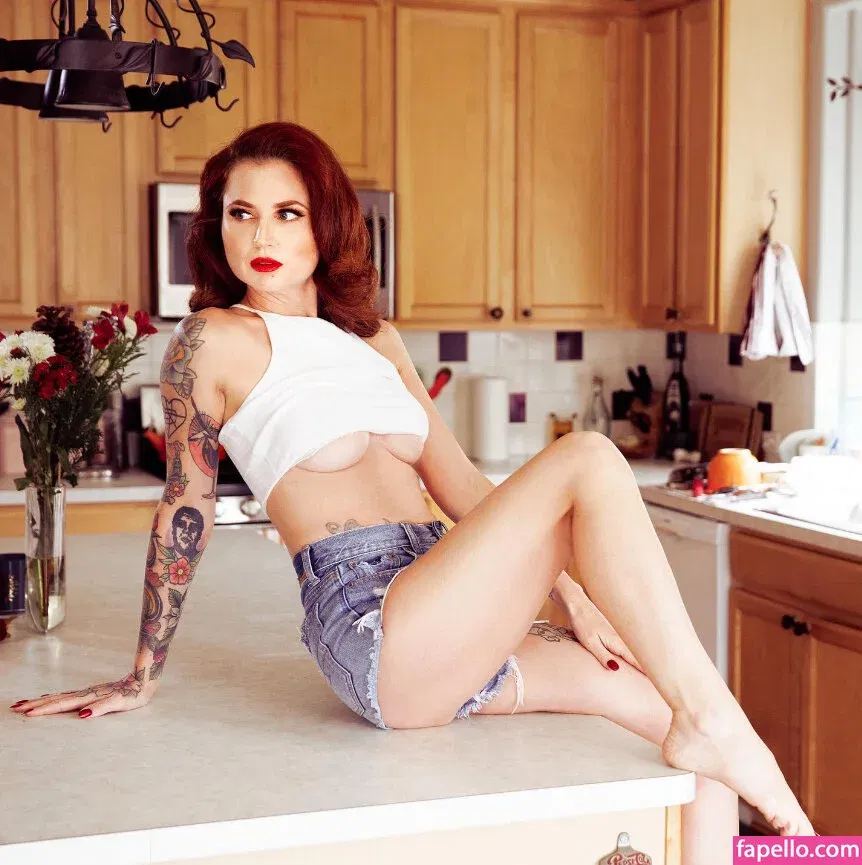 Ginger La Roux Onlyfans Photo Gallery 