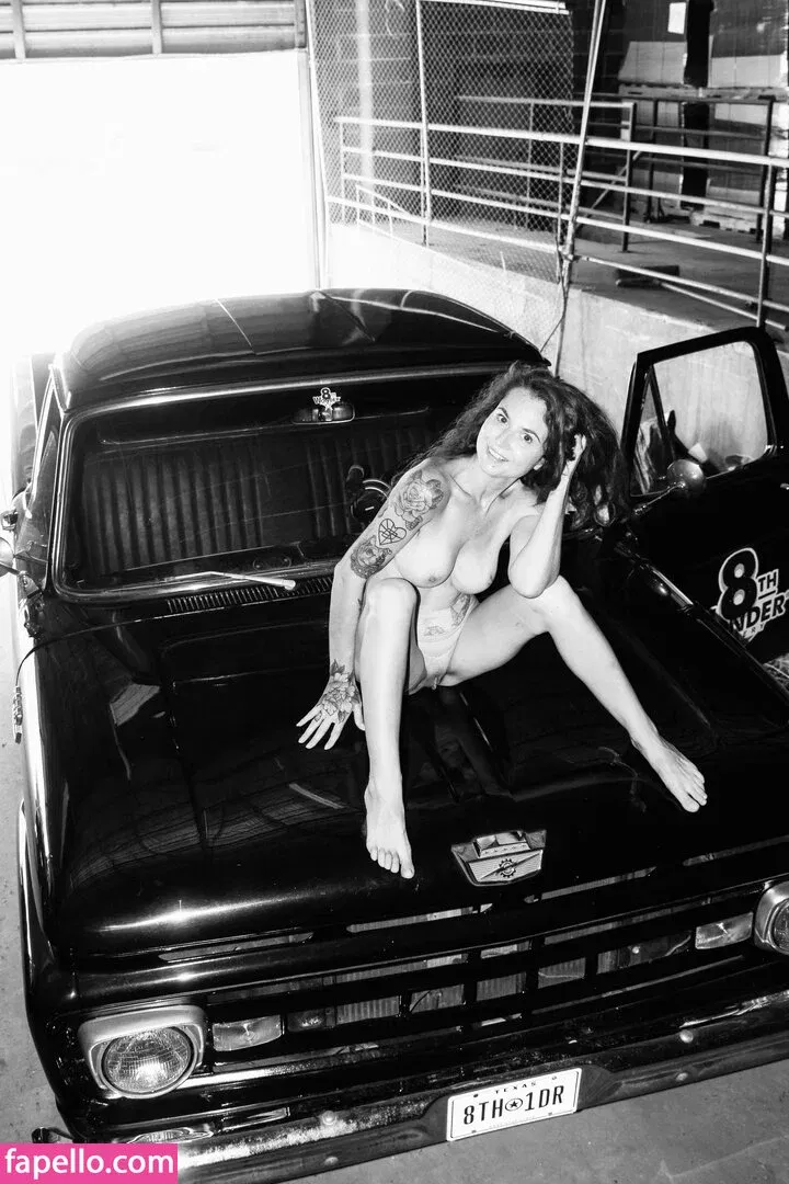 Ginger La Roux Onlyfans Photo Gallery 