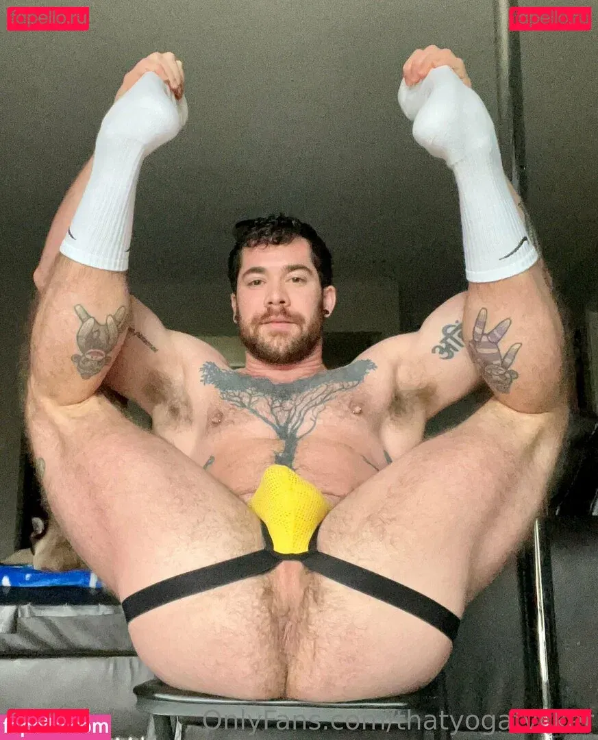 thatyogafvcker Onlyfans Photo Gallery 