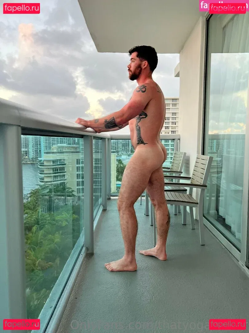 thatyogafvcker Onlyfans Photo Gallery 