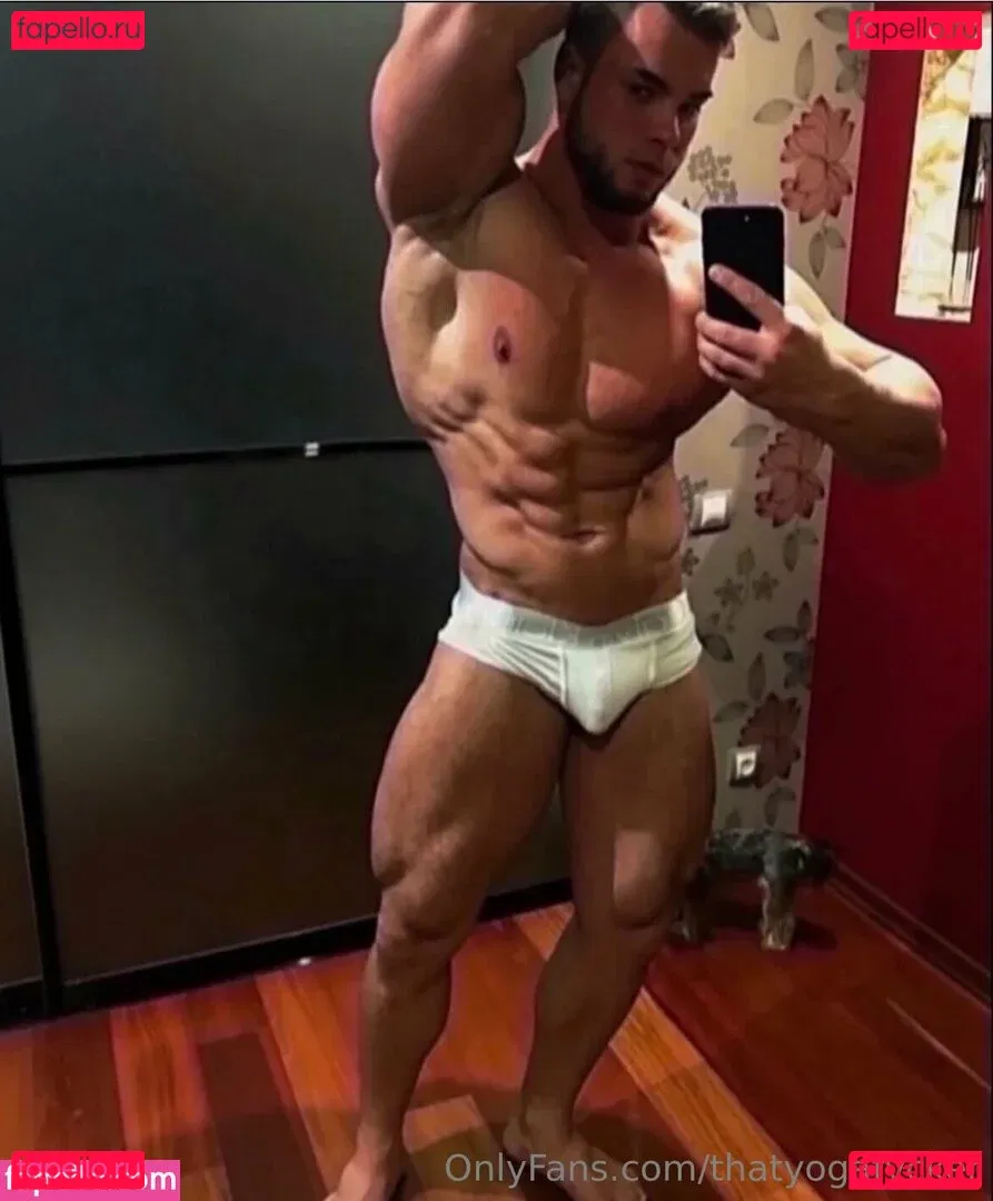 thatyogafvcker Onlyfans Photo Gallery 