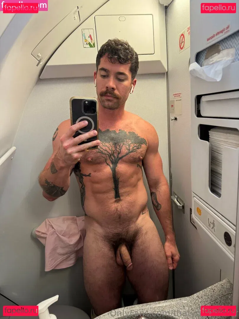 thatyogafvcker Onlyfans Photo Gallery 