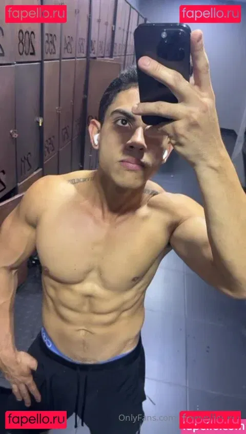 thatyogafvcker Onlyfans Photo Gallery 