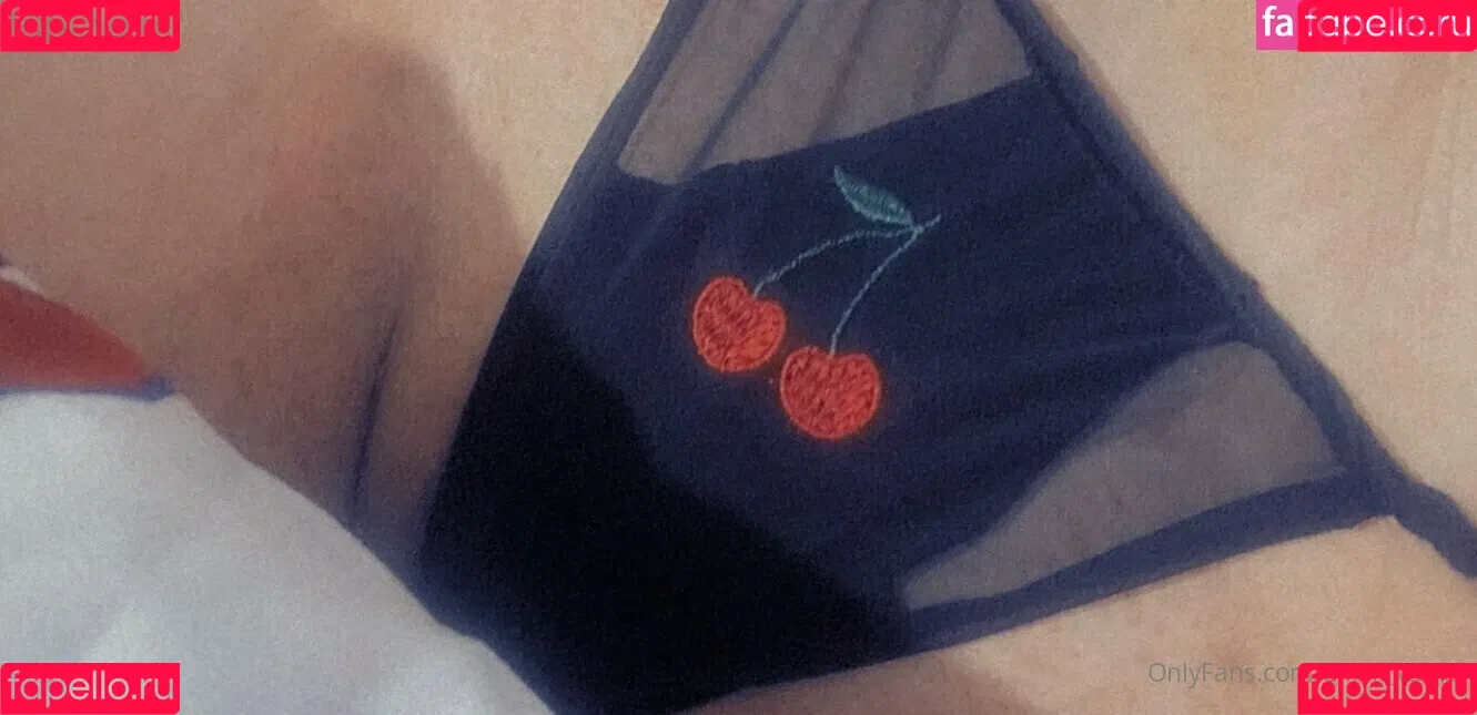 bl4ck_v3lvet Onlyfans Photo Gallery 