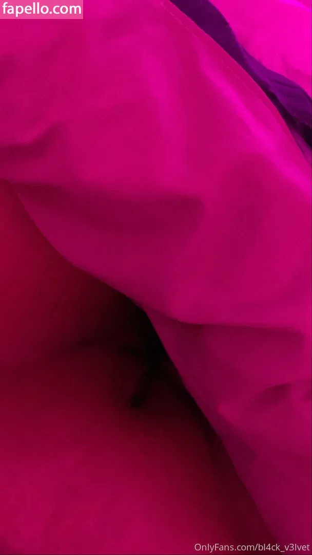 bl4ck_v3lvet Onlyfans Photo Gallery 