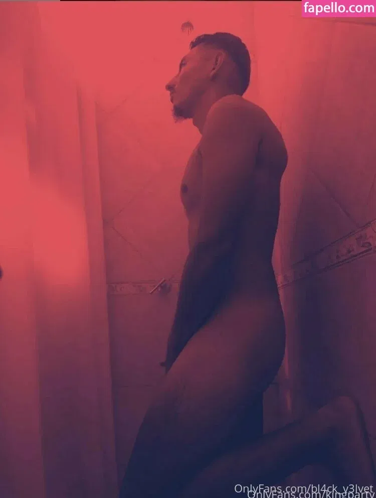 bl4ck_v3lvet Onlyfans Photo Gallery 