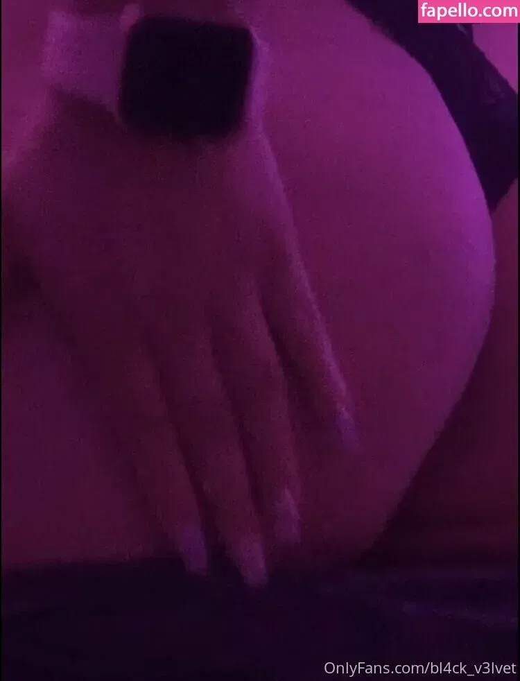 bl4ck_v3lvet Onlyfans Photo Gallery 