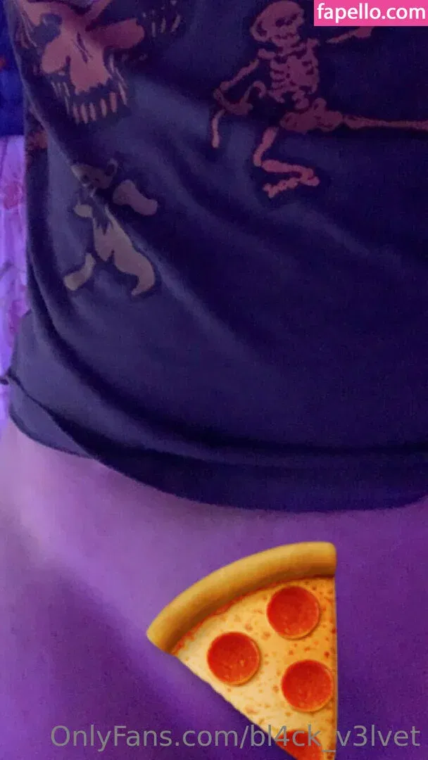 bl4ck_v3lvet Onlyfans Photo Gallery 