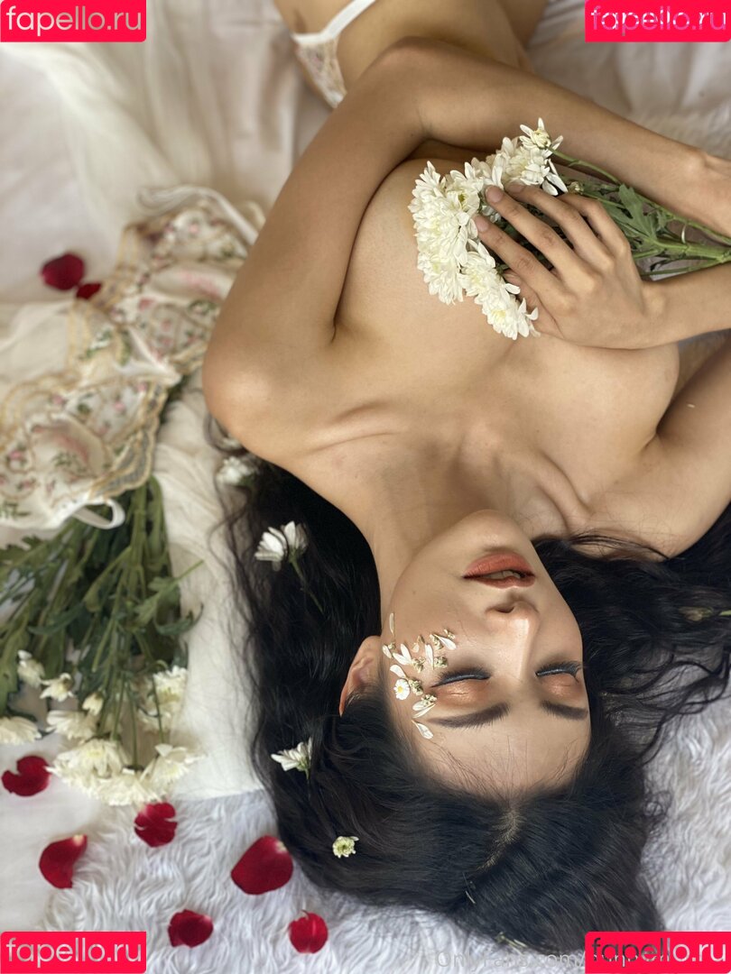 BunnyMutmai Onlyfans Photo Gallery 