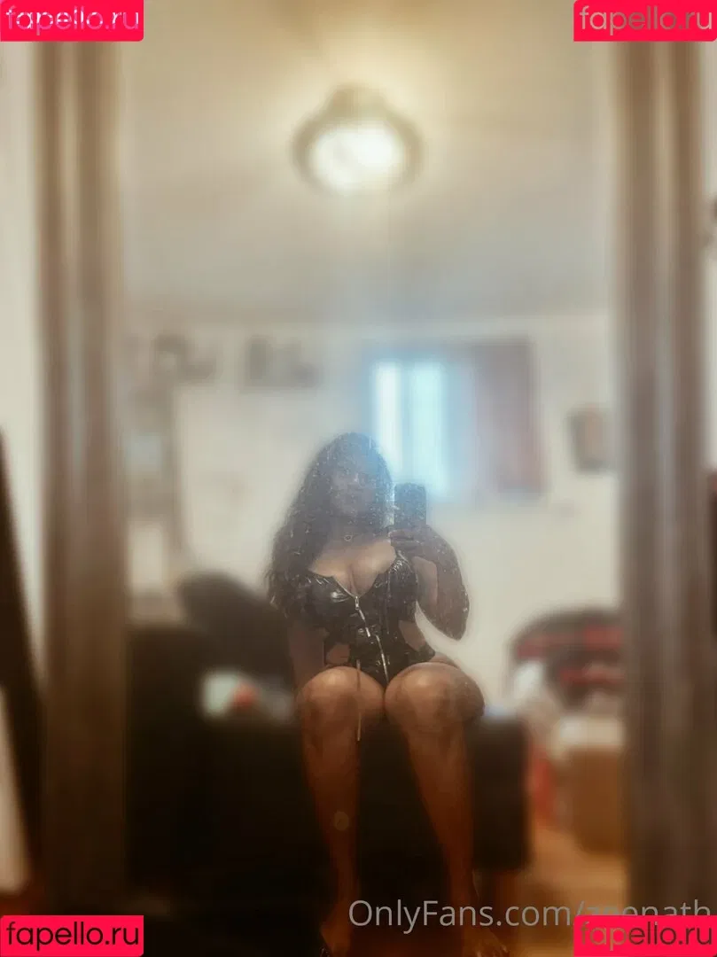 zeenath Onlyfans Photo Gallery 