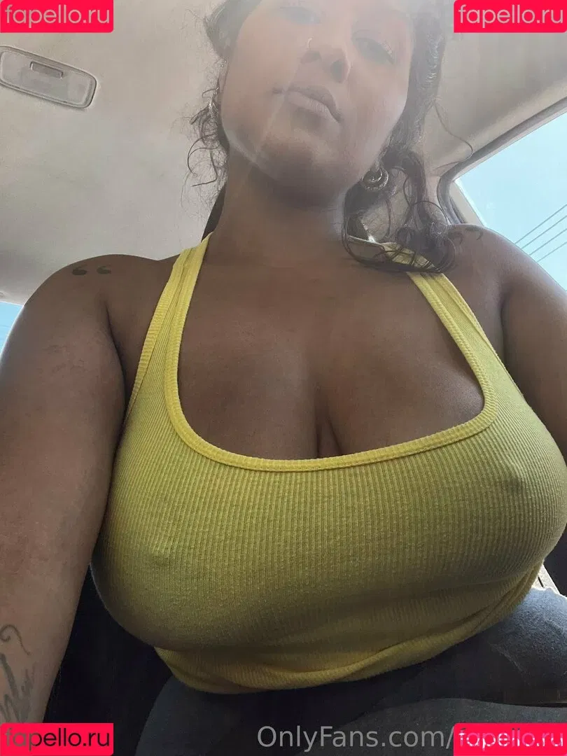 zeenath Onlyfans Photo Gallery 