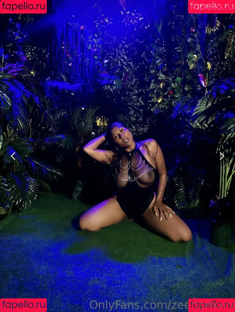 zeenath Onlyfans Photo Gallery 