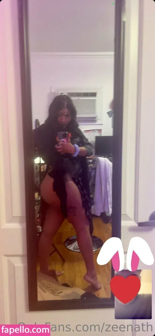 zeenath Onlyfans Photo Gallery 