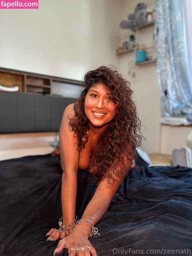 zeenath Onlyfans Photo Gallery 