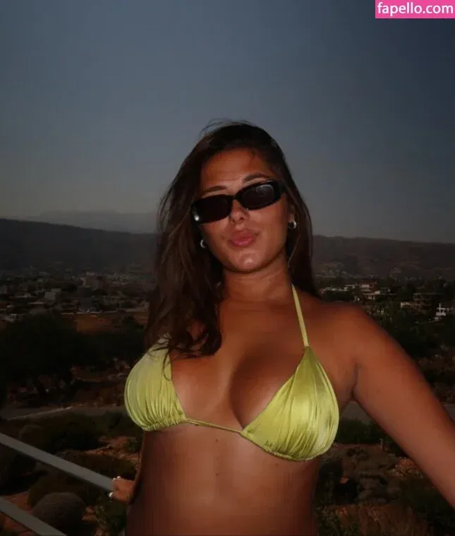 Raphaella Deuringer Onlyfans Photo Gallery 