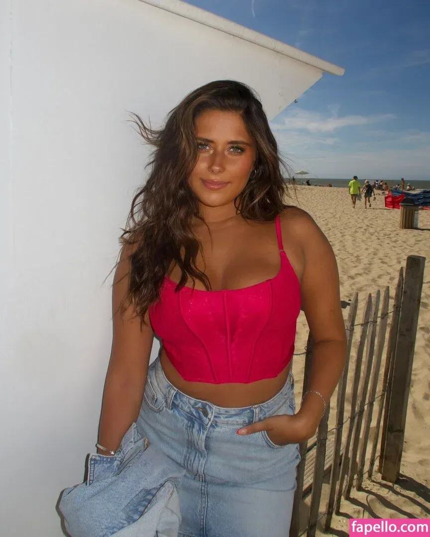 Raphaella Deuringer Onlyfans Photo Gallery 