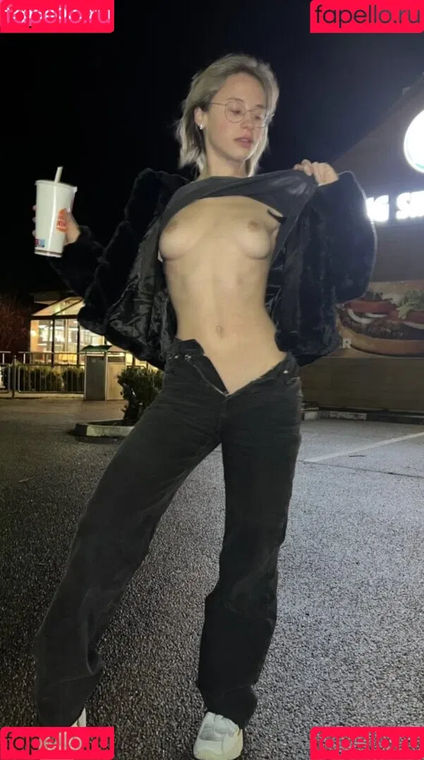 Nina Joy Onlyfans Photo Gallery 