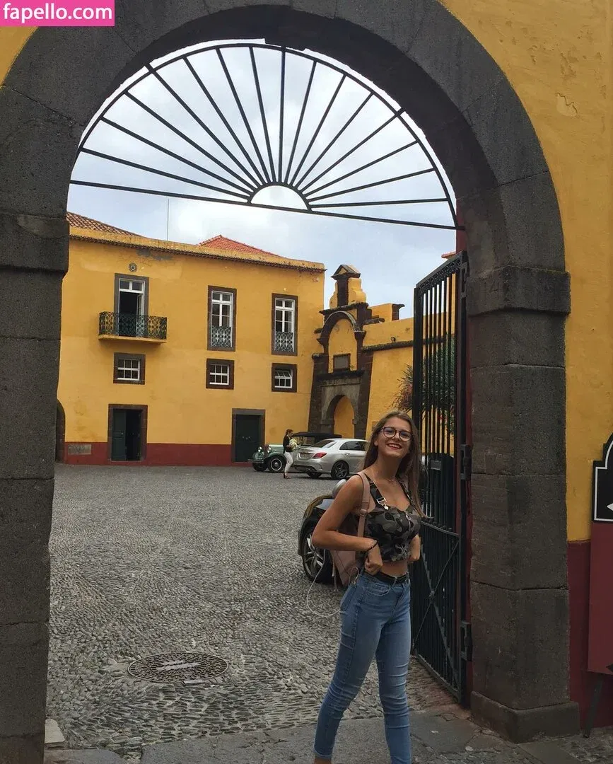 Nina Joy Onlyfans Photo Gallery 