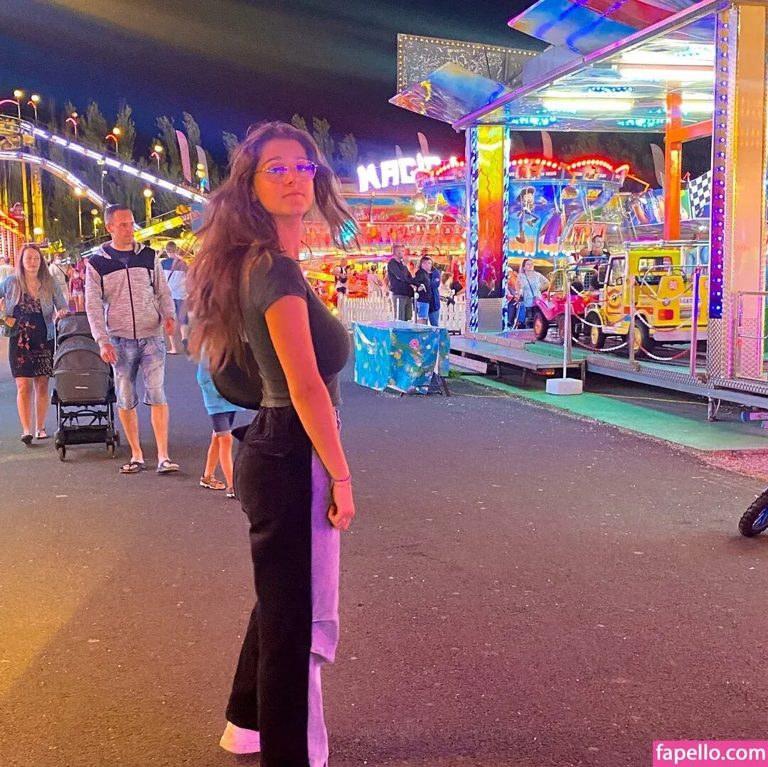 Nina Joy Onlyfans Photo Gallery 