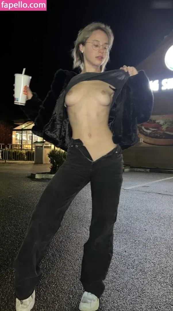 Nina Joy Onlyfans Photo Gallery 