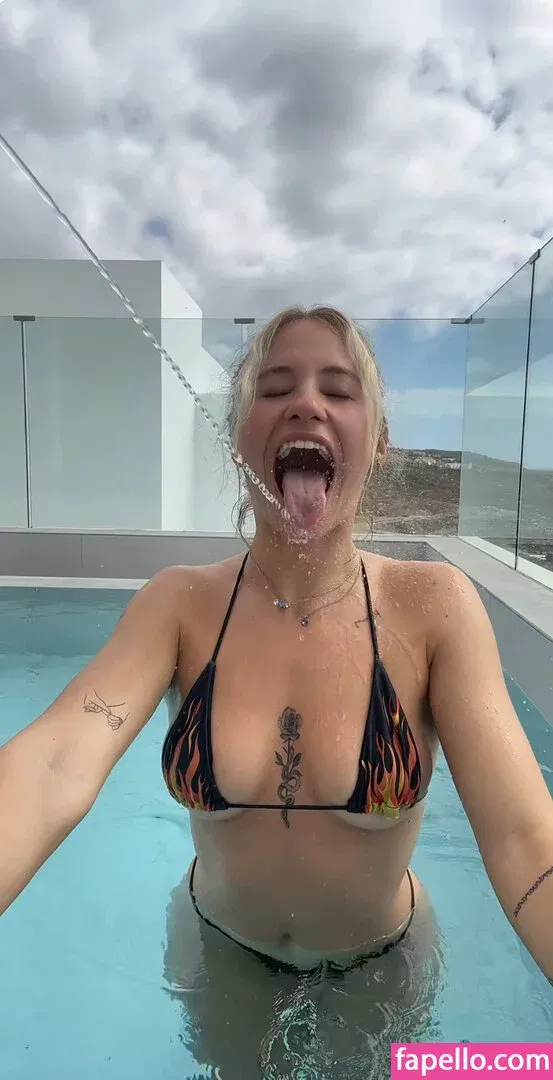 Nina Joy Onlyfans Photo Gallery 