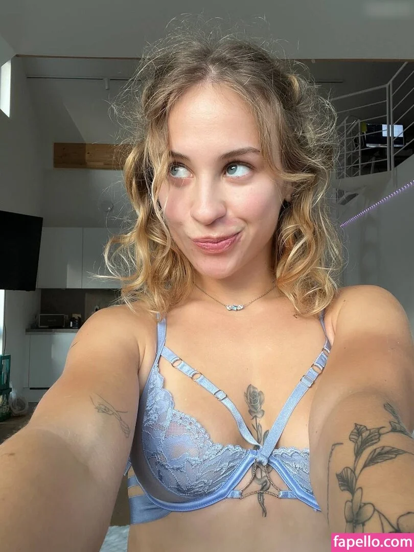 Nina Joy Onlyfans Photo Gallery 