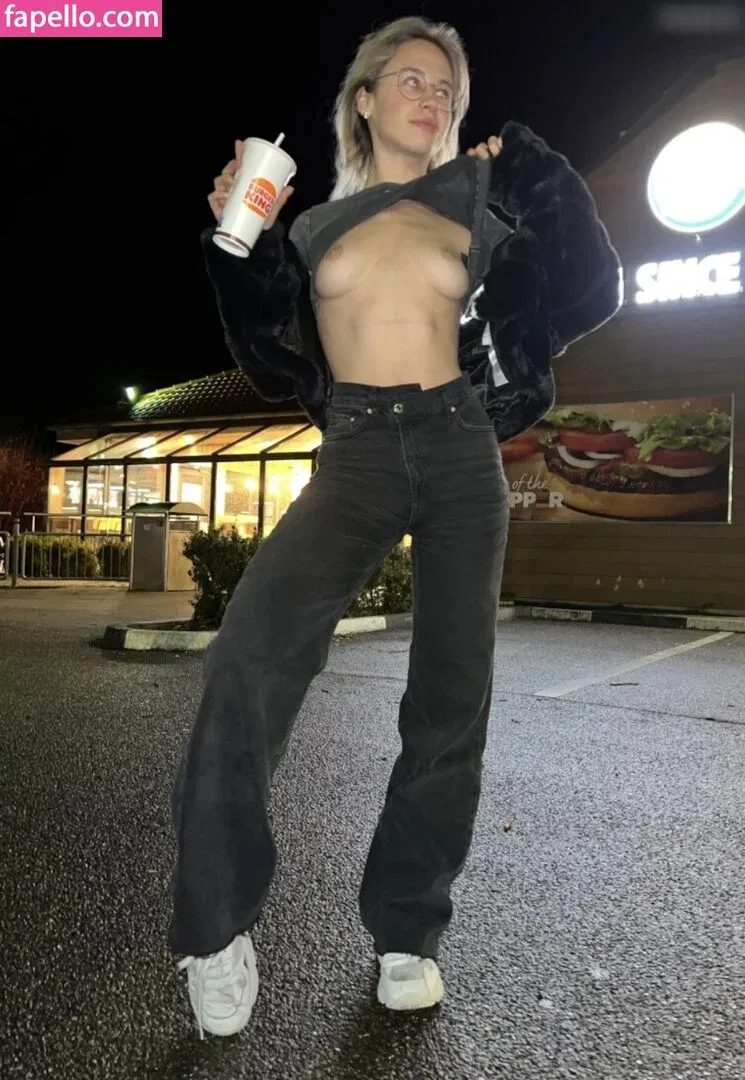 Nina Joy Onlyfans Photo Gallery 