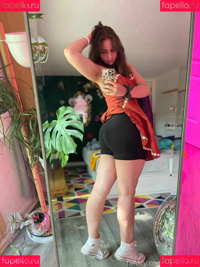 dianakills Onlyfans Photo Gallery 