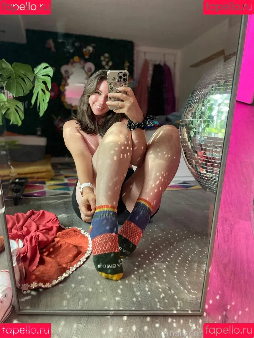 dianakills Onlyfans Photo Gallery 