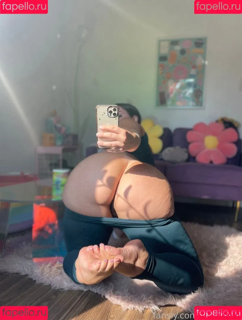 dianakills Onlyfans Photo Gallery 