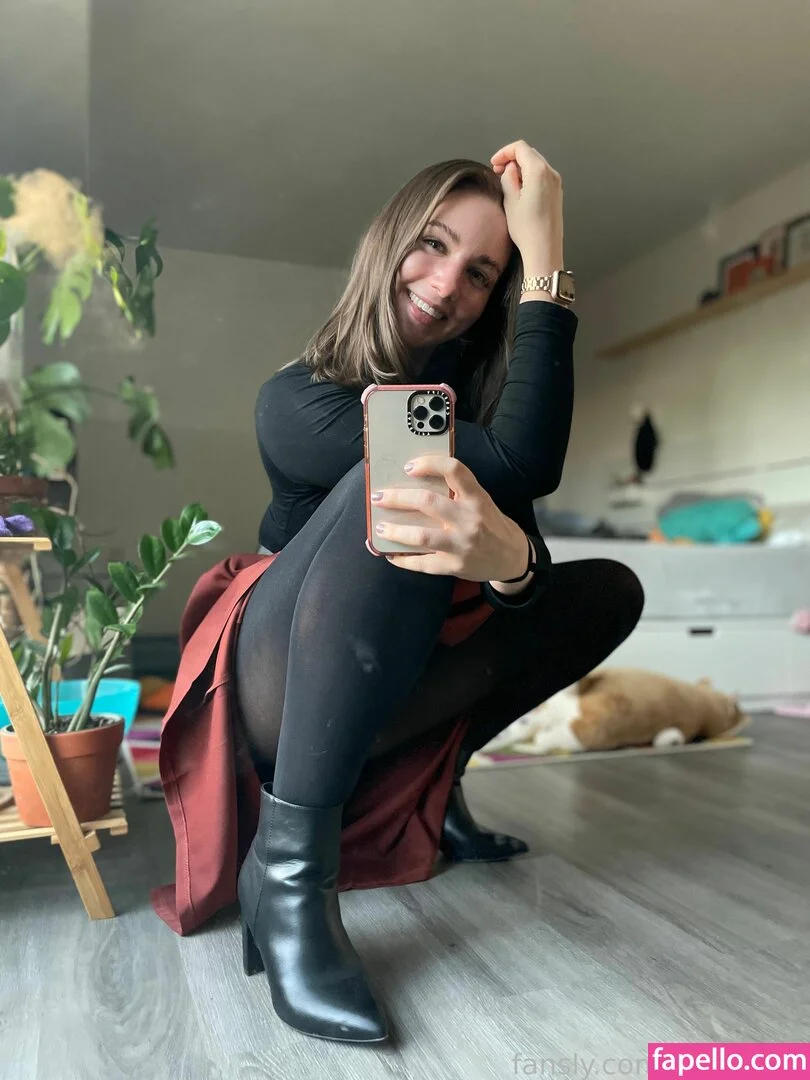 dianakills Onlyfans Photo Gallery 