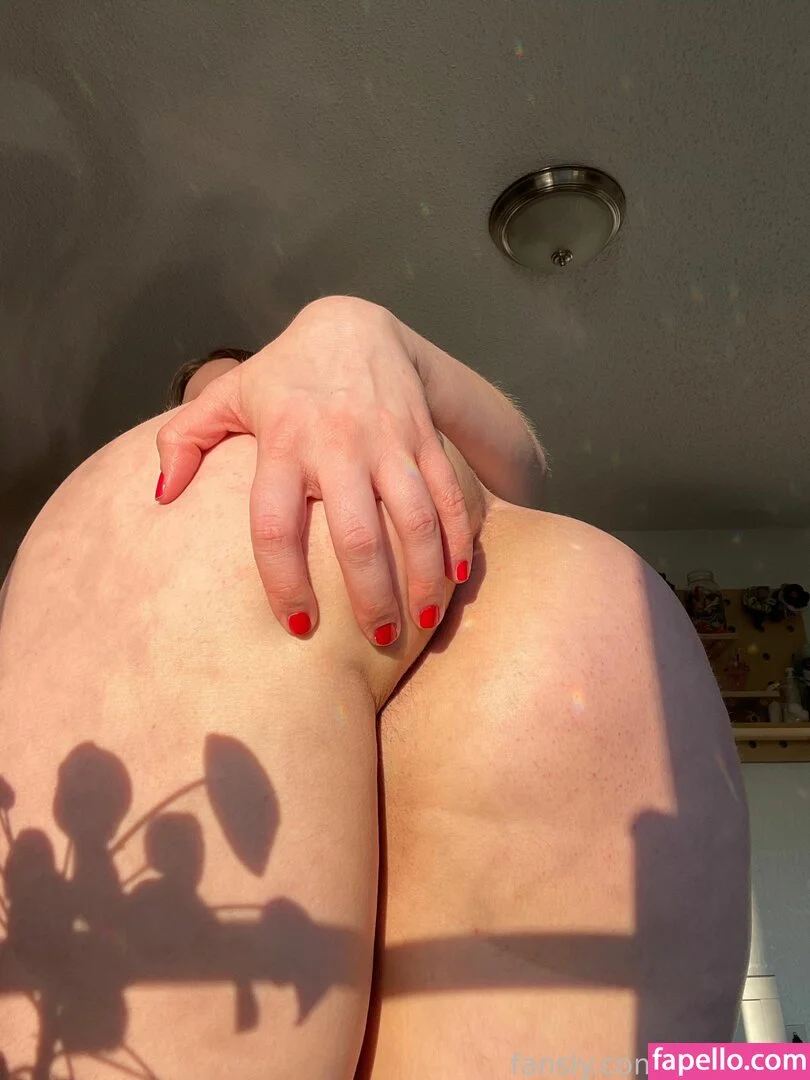 dianakills Onlyfans Photo Gallery 