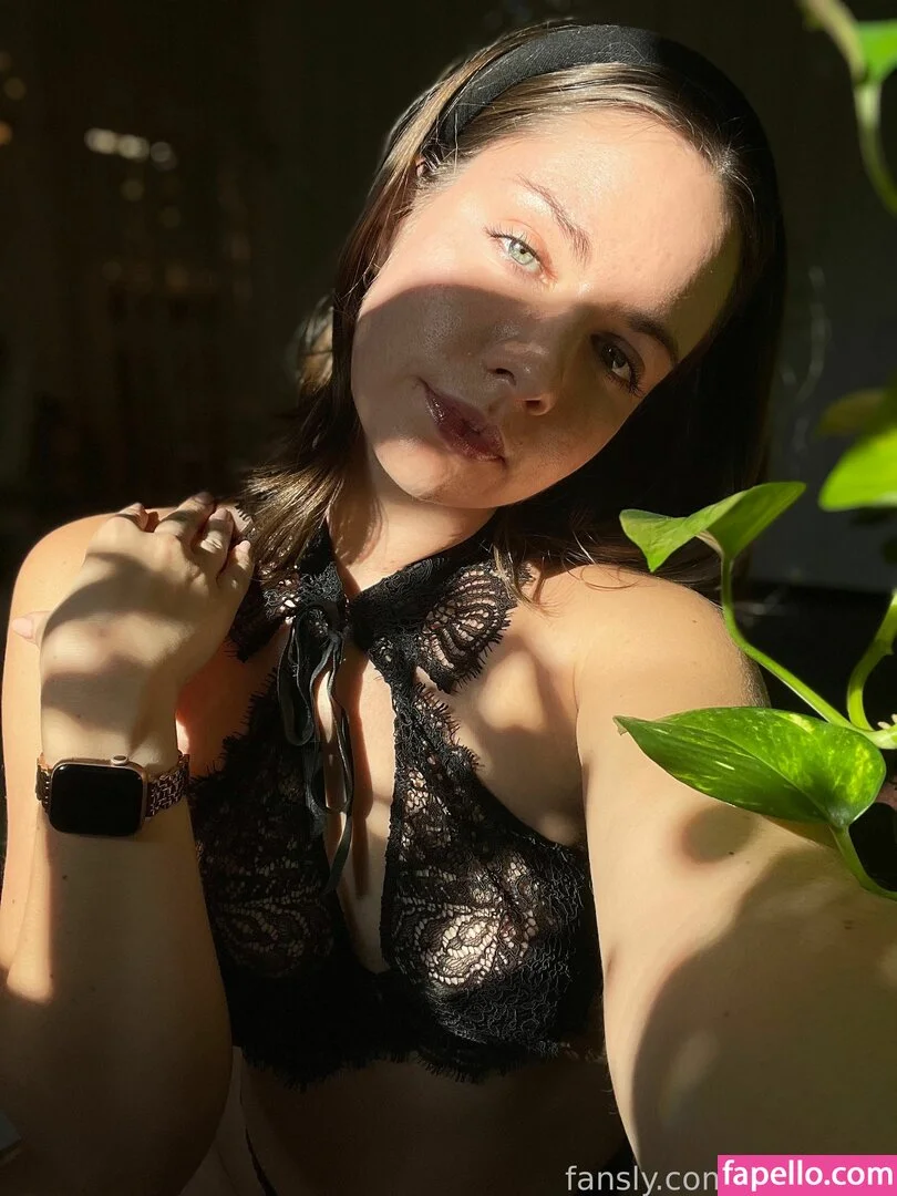 dianakills Onlyfans Photo Gallery 