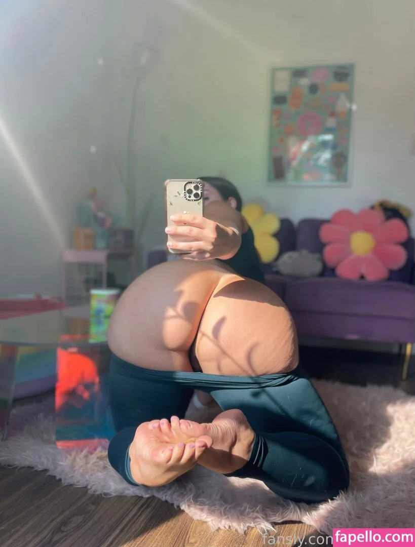 dianakills Onlyfans Photo Gallery 