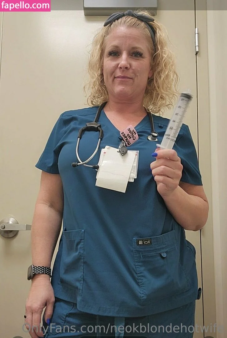 neokblondehotwife Onlyfans Photo Gallery 