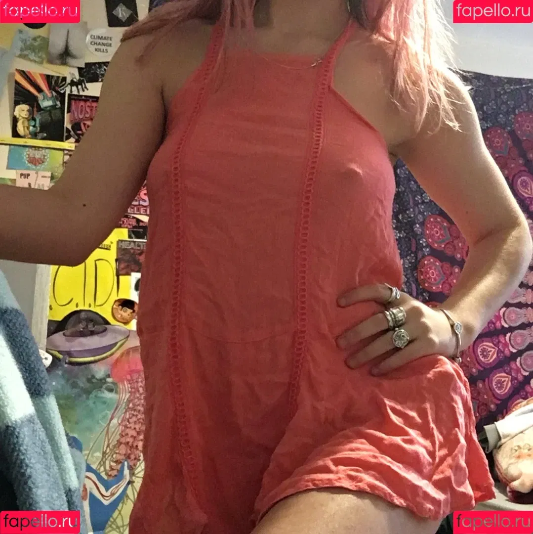 Miss Manganese ASMR Onlyfans Photo Gallery 