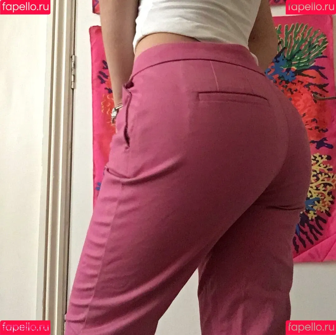 Miss Manganese ASMR Onlyfans Photo Gallery 