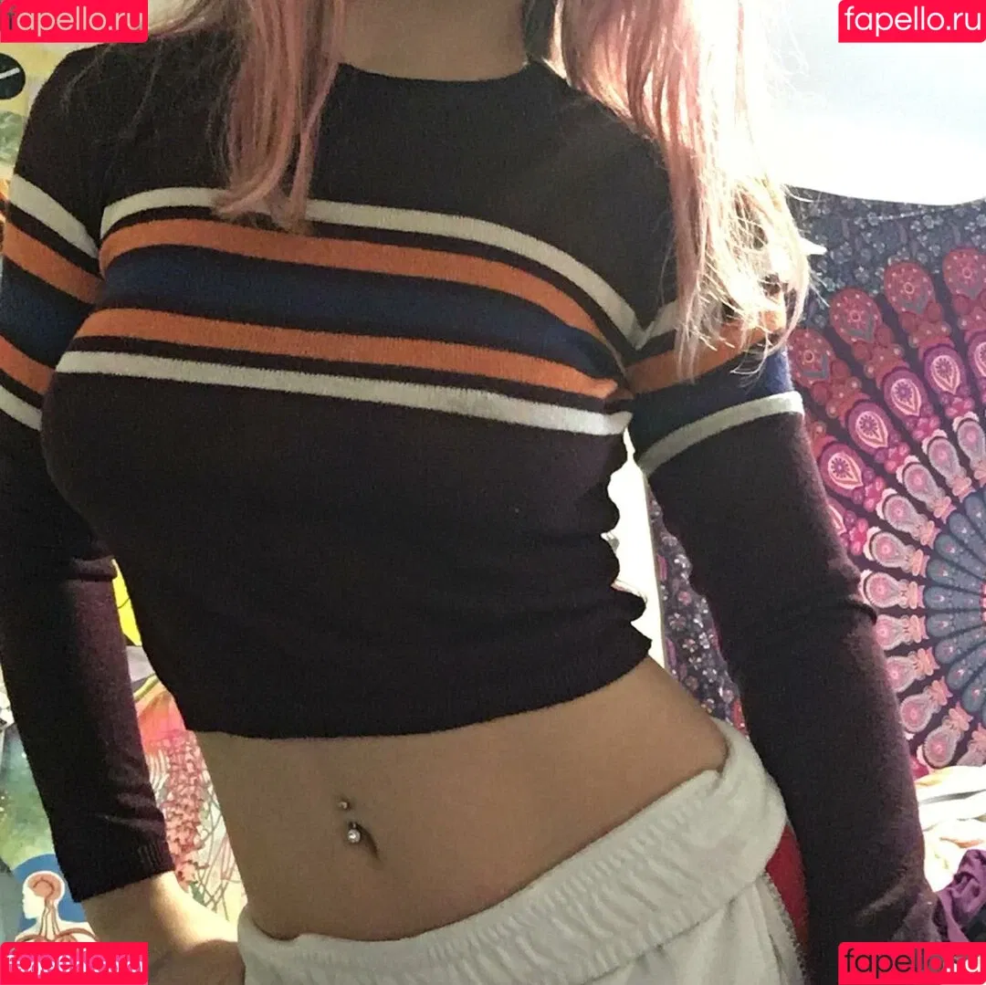 Miss Manganese ASMR Onlyfans Photo Gallery 