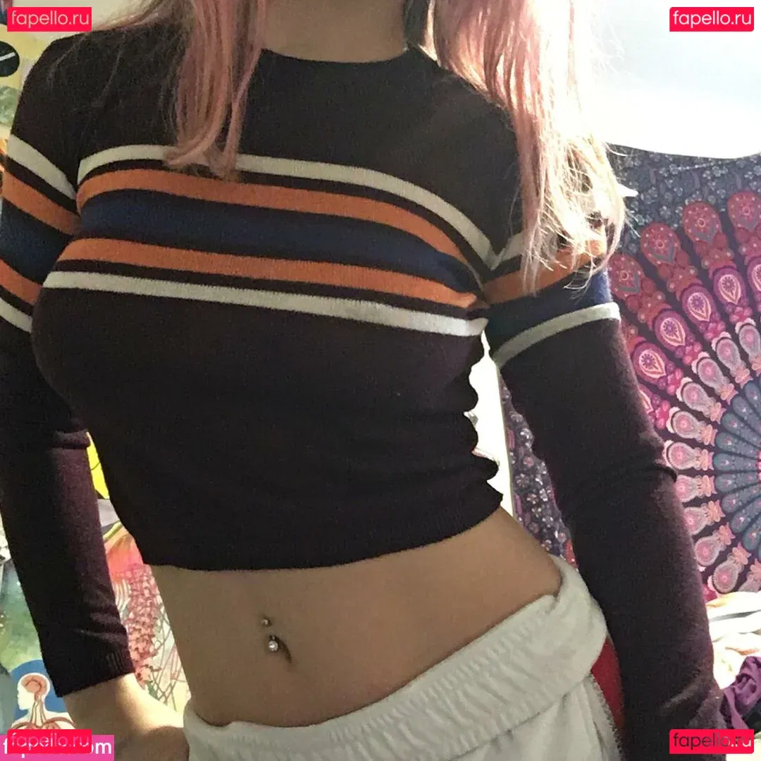 Miss Manganese ASMR Onlyfans Photo Gallery 