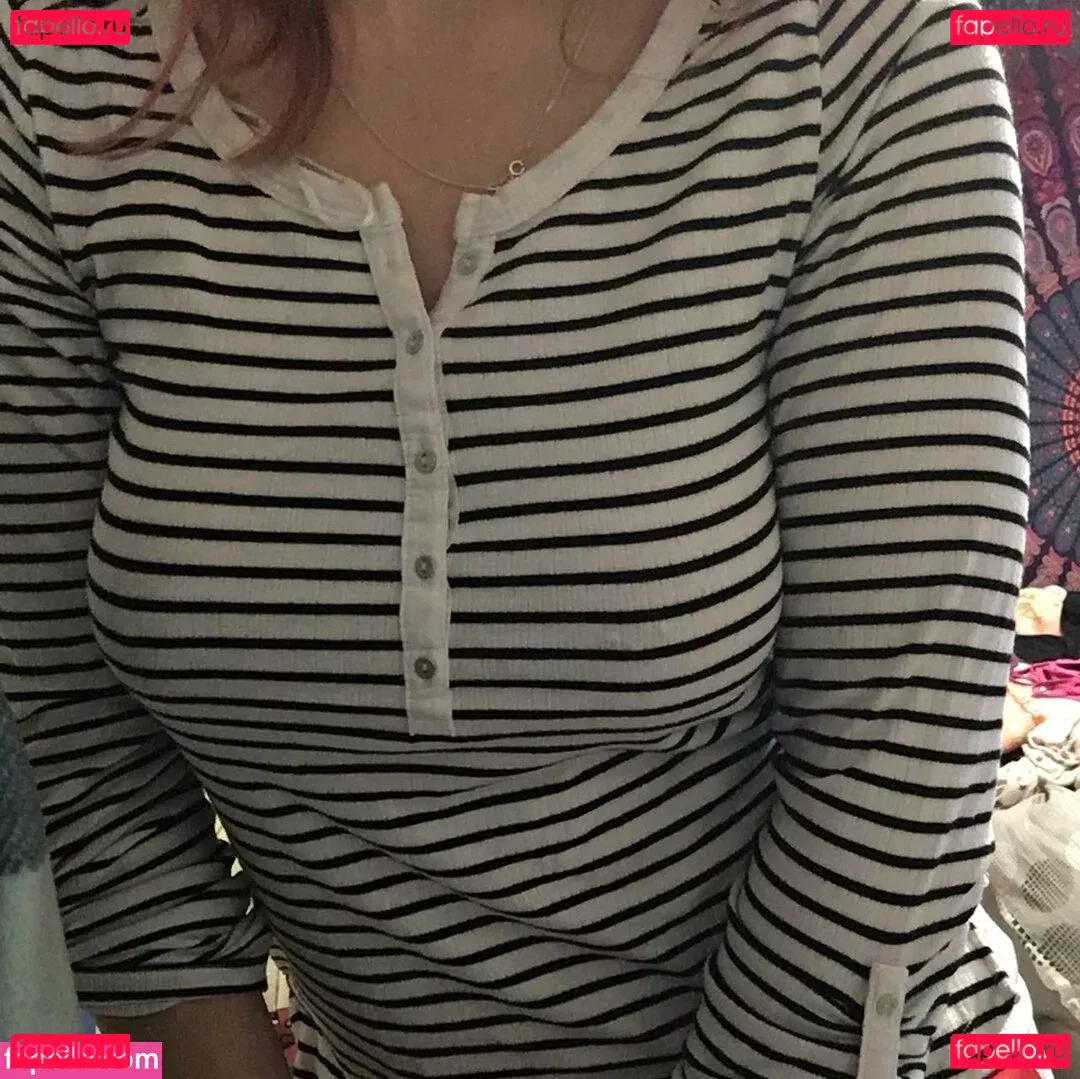 Miss Manganese ASMR Onlyfans Photo Gallery 