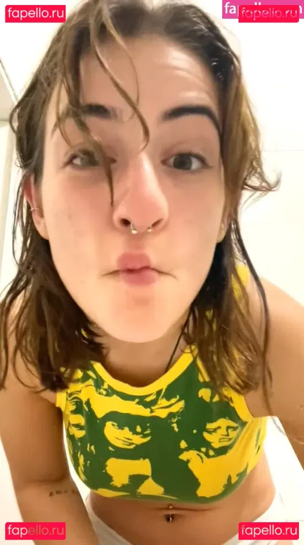 Miss Manganese ASMR Onlyfans Photo Gallery 