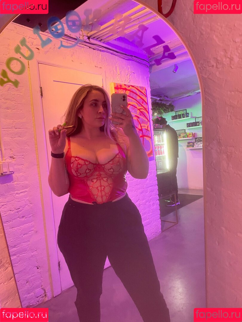 milfweeed Onlyfans Photo Gallery 