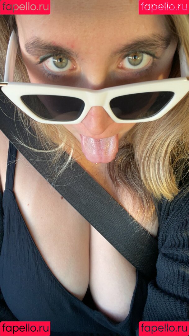 milfweeed Onlyfans Photo Gallery 