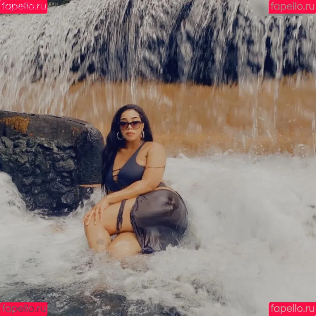 Dee Shanell Onlyfans Photo Gallery 